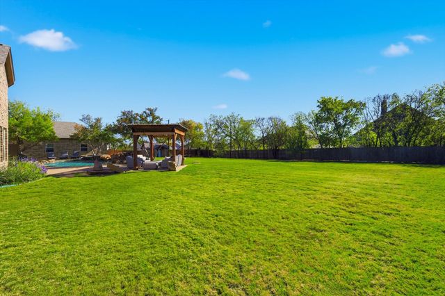 1149 Whisper Willows Drive, Fort Worth, TX 76052