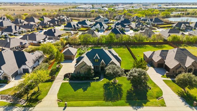 1149 Whisper Willows Drive, Fort Worth, TX 76052