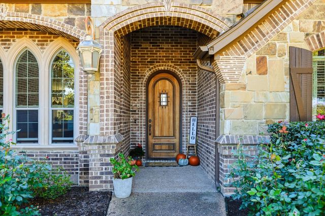 1149 Whisper Willows Drive, Fort Worth, TX 76052