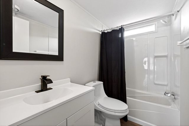 3010 Oakdale Dr, Cookeville, TN 38501