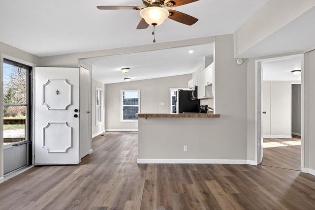 3010 Oakdale Dr, Cookeville, TN 38501