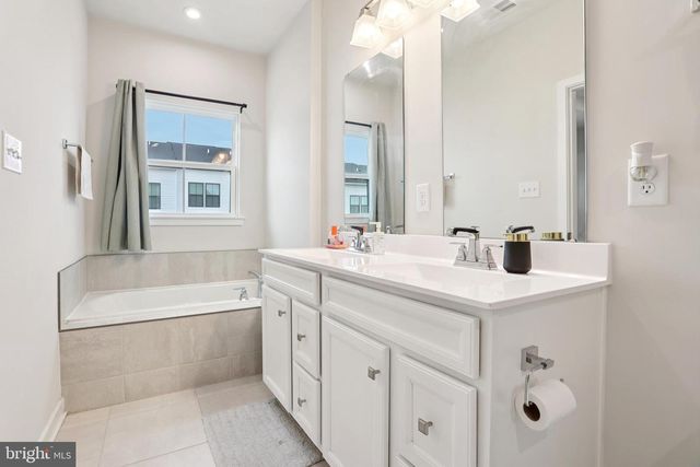 47 ROSEMARY WAY, Mount Laurel, NJ 08054