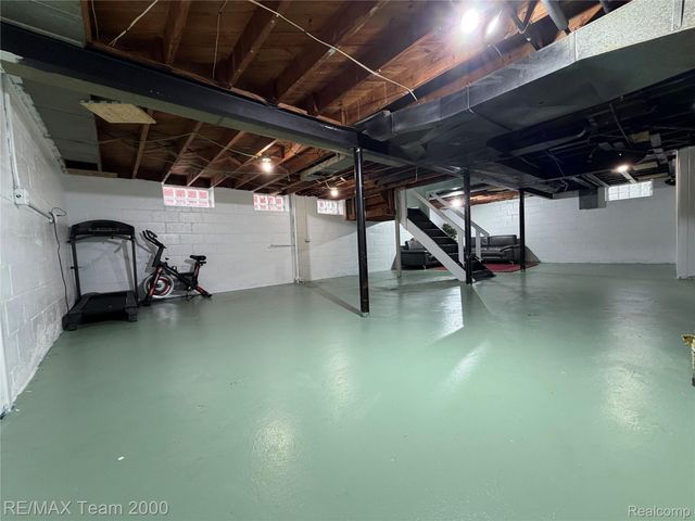 7313 Stout Street, Detroit, MI 48228