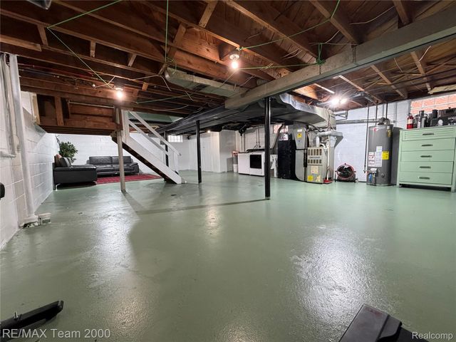 7313 Stout Street, Detroit, MI 48228