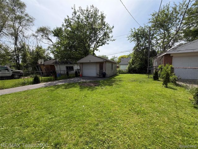 7313 Stout Street, Detroit, MI 48228