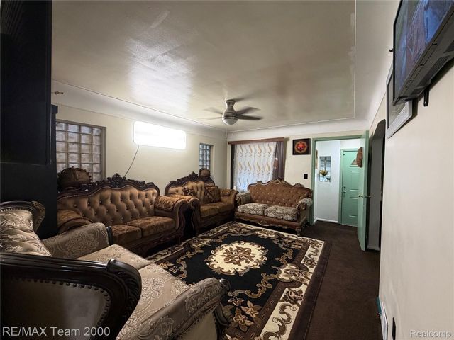7313 Stout Street, Detroit, MI 48228