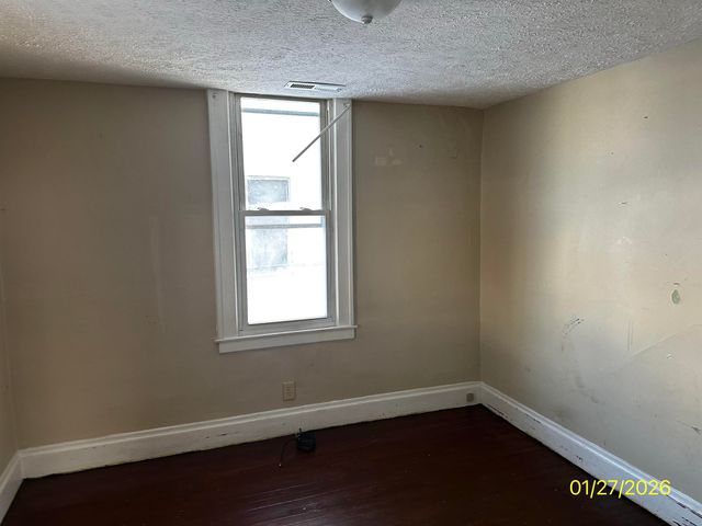 824 25th Street, Huntington, WV 25701