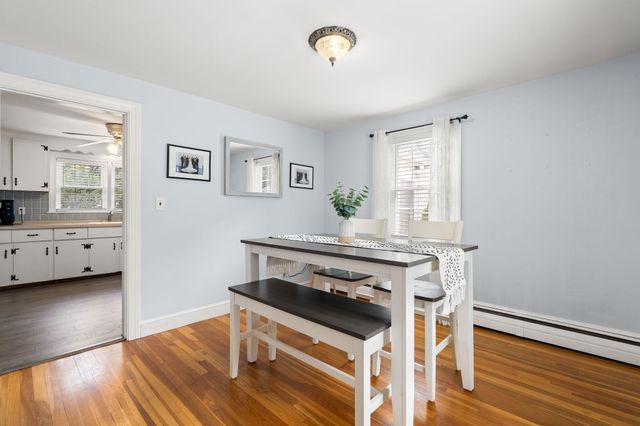 27 Mount Pleasant Ave, Holbrook, MA 02343
