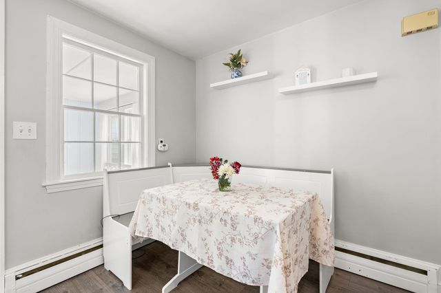 27 Mount Pleasant Ave, Holbrook, MA 02343