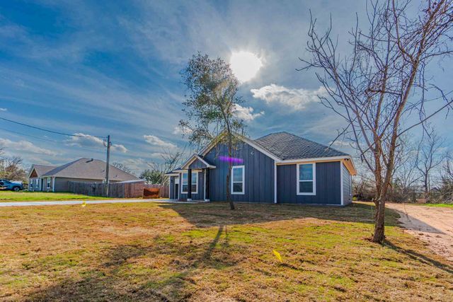 3308 Power Plant Court, Granbury, TX 76048