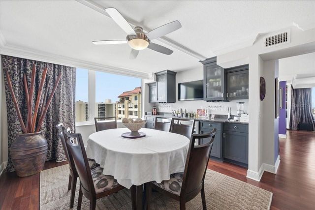 736 ISLAND WAY 1003, Clearwater Beach, FL 33767