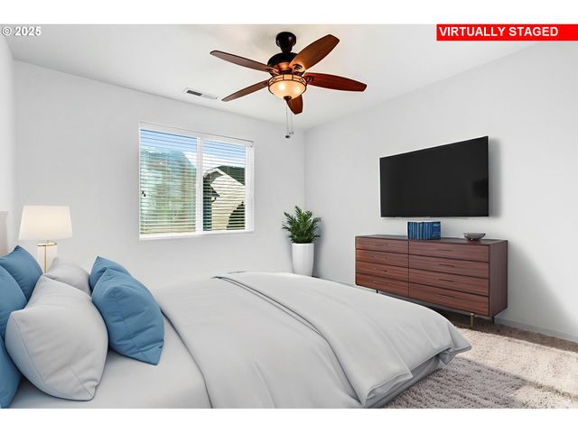 950 Sw 17TH Way, Troutdale, OR 97060