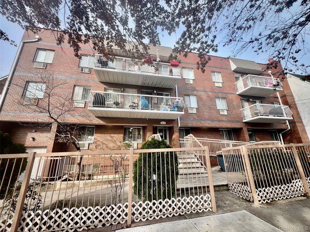 9421 Alstyne Avenue 2D, Elmhurst, NY 11373