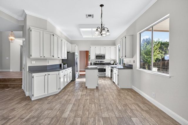 1361 Palmerston Loop, Roseville, CA 95678