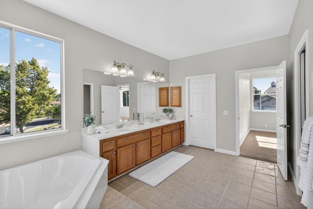 1361 Palmerston Loop, Roseville, CA 95678