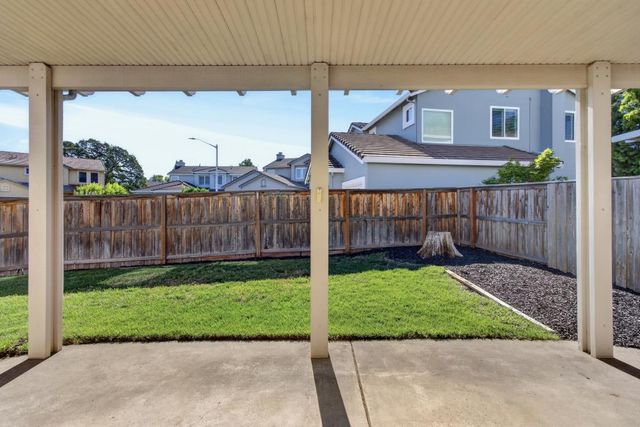 1361 Palmerston Loop, Roseville, CA 95678