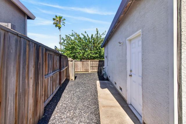 1361 Palmerston Loop, Roseville, CA 95678