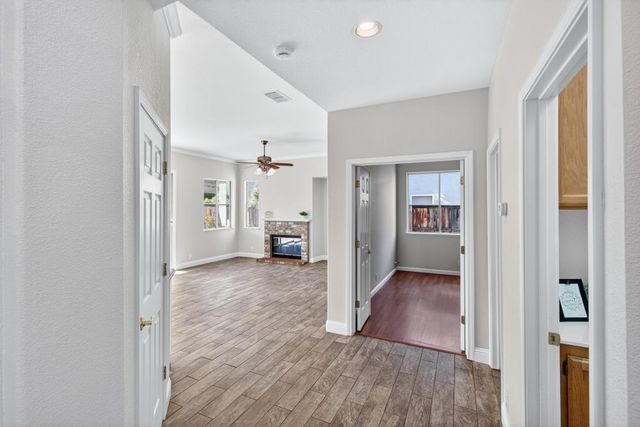 1361 Palmerston Loop, Roseville, CA 95678