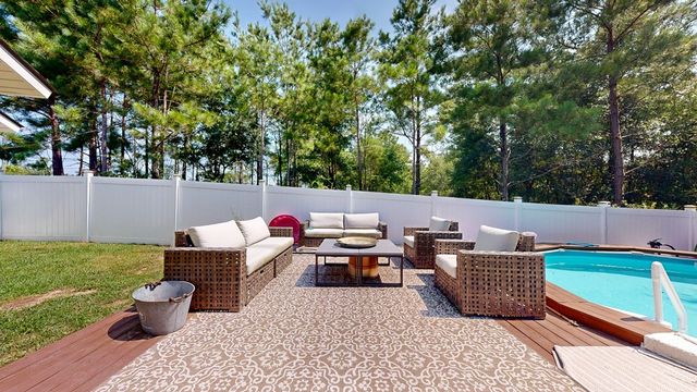563 Joe Cook Street, Cottonwood, AL 36320