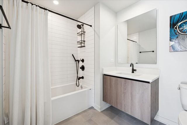 1648 W Division Street 208, Chicago, IL 60622