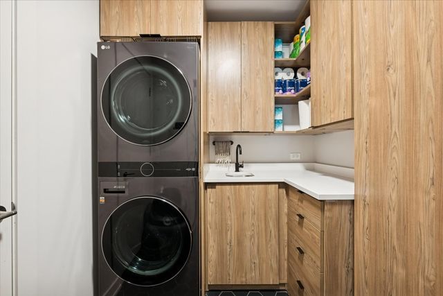 1648 W Division Street 208, Chicago, IL 60622