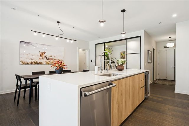 1648 W Division Street 208, Chicago, IL 60622