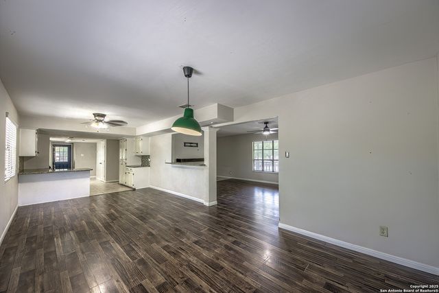 324 Hickory Hill, La Vernia, TX 78121