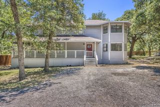 324 Hickory Hill, La Vernia, TX 78121