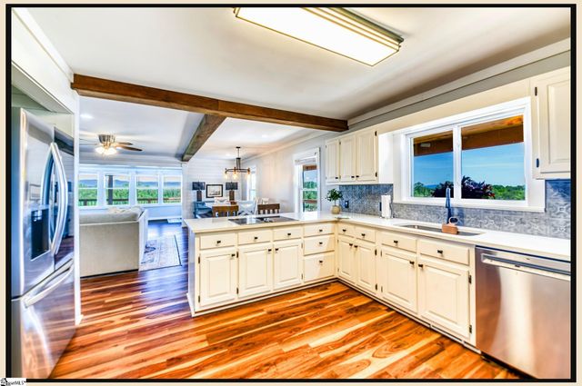 3803 Dacusville Highway, Easley, SC 29640