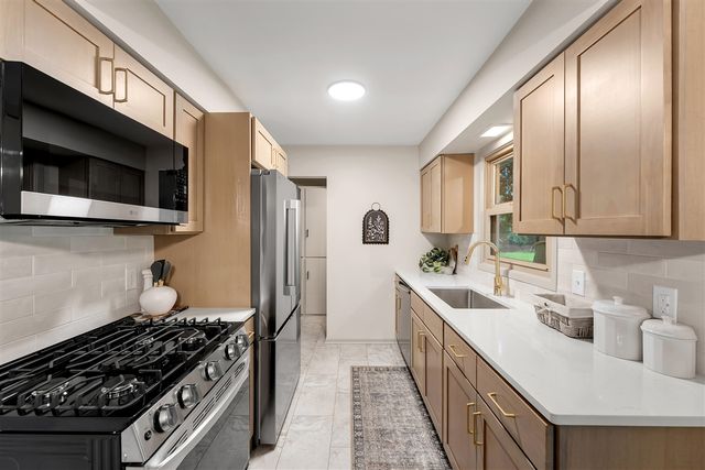964 Needham Court, Grand Rapids, MI 49544