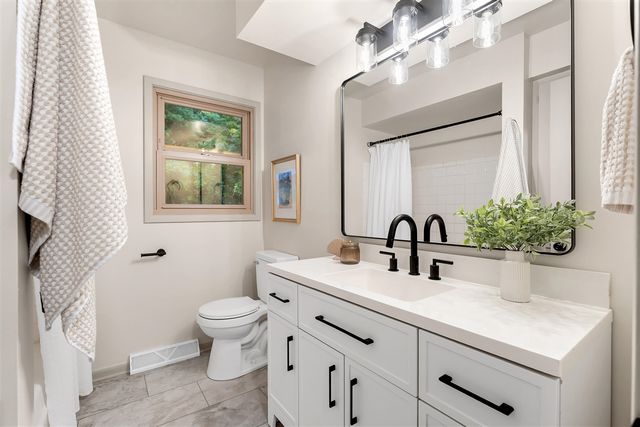 964 Needham Court, Grand Rapids, MI 49544