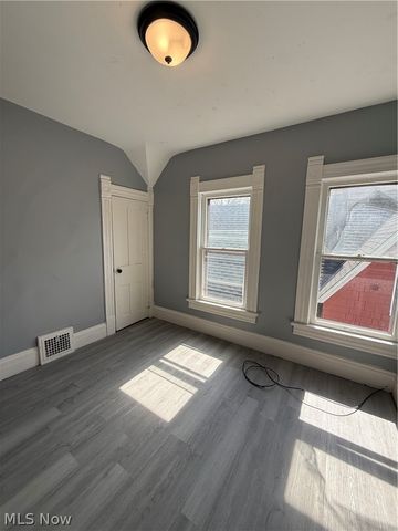 3860 W 37th Street, Cleveland, OH 44109