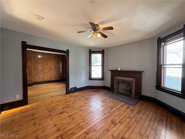 3860 W 37th Street, Cleveland, OH 44109