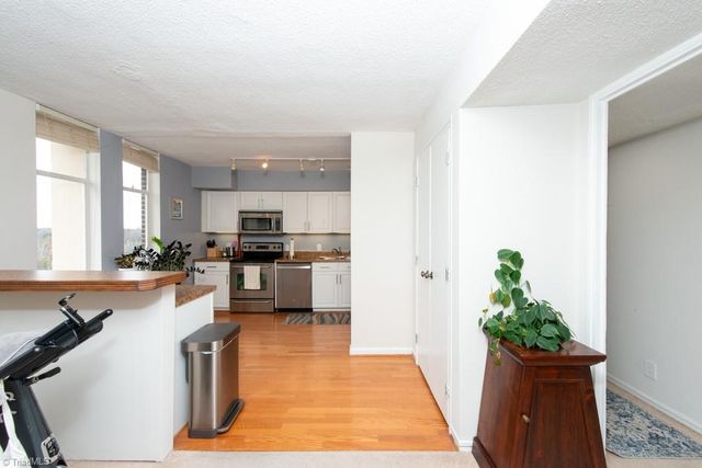 1101 Elm Street 1101, Greensboro, NC 27401