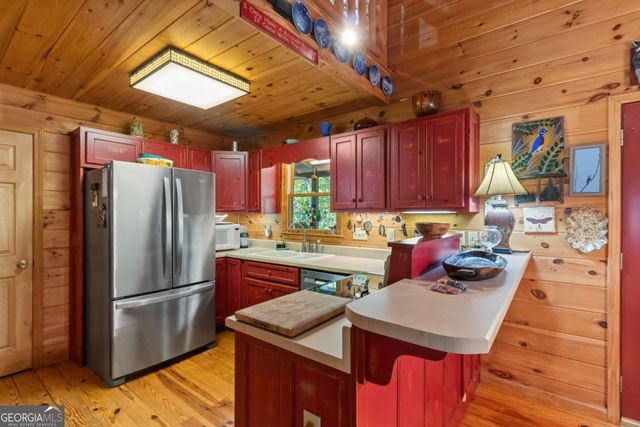 80 Stegall Mill Ridge, Ellijay, GA 30536