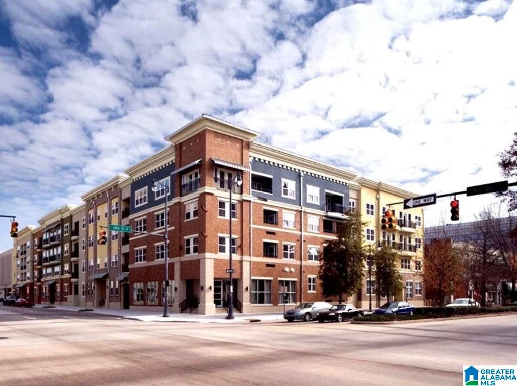 401 20th St S Apt 306, Birmingham, AL 35233