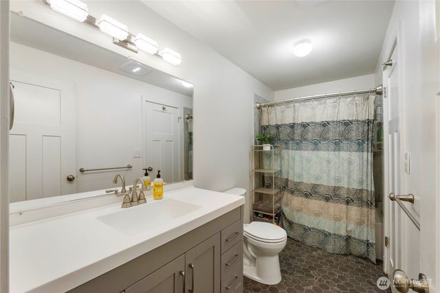 2322 Pamela Place, Steilacoom, WA 98388