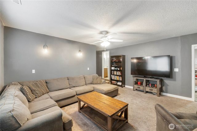 2322 Pamela Place, Steilacoom, WA 98388