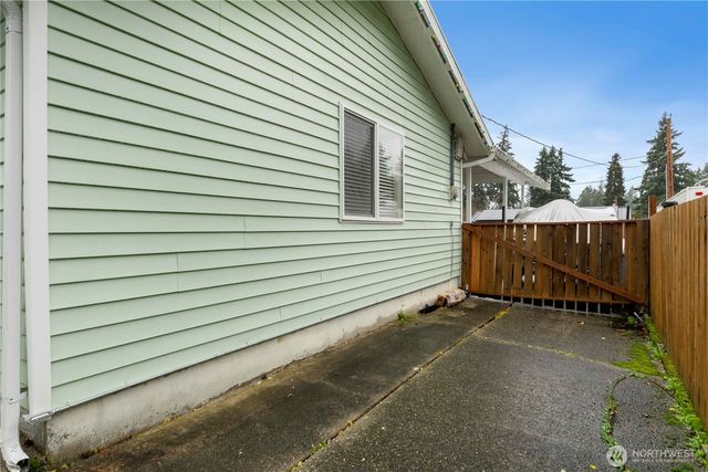 2322 Pamela Place, Steilacoom, WA 98388