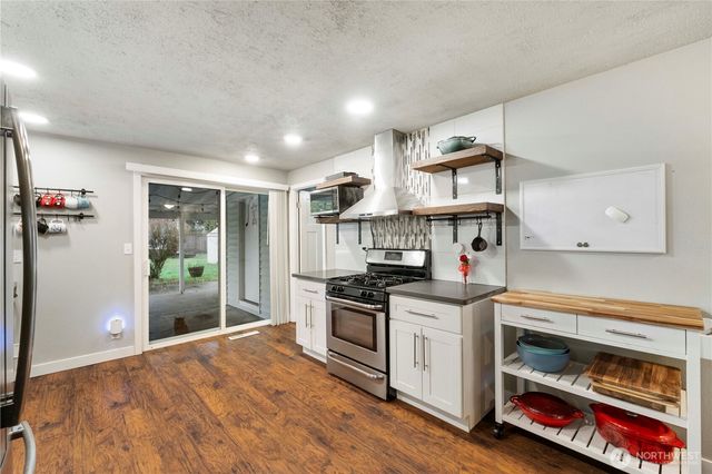 2322 Pamela Place, Steilacoom, WA 98388