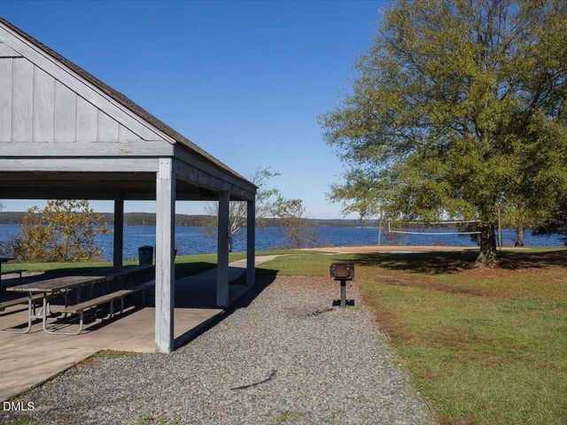 447 Davis Love Drive, Chapel Hill, NC 27517