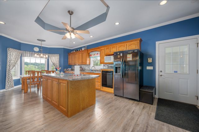 769 Happy Valley Rd, Bell Buckle, TN 37020
