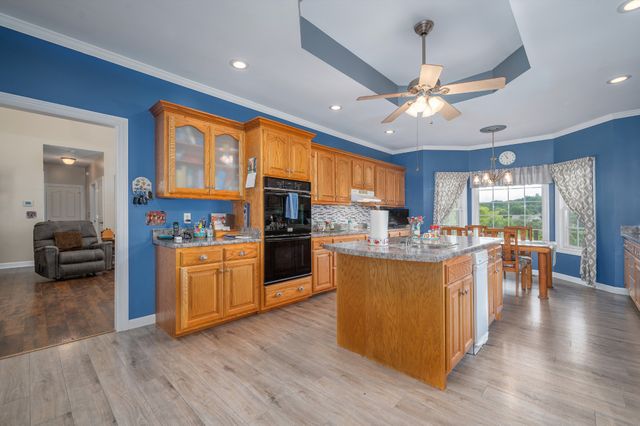 769 Happy Valley Rd, Bell Buckle, TN 37020