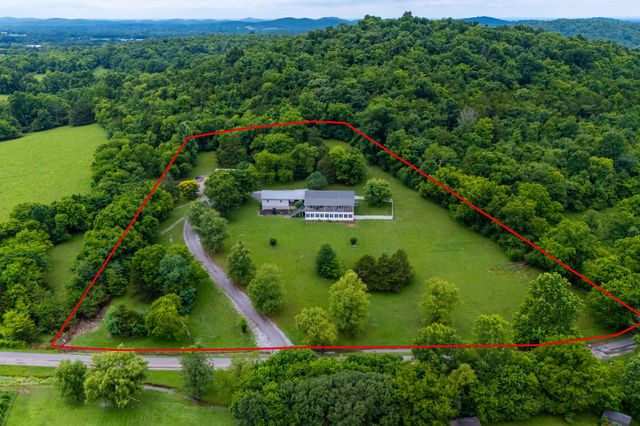 769 Happy Valley Rd, Bell Buckle, TN 37020