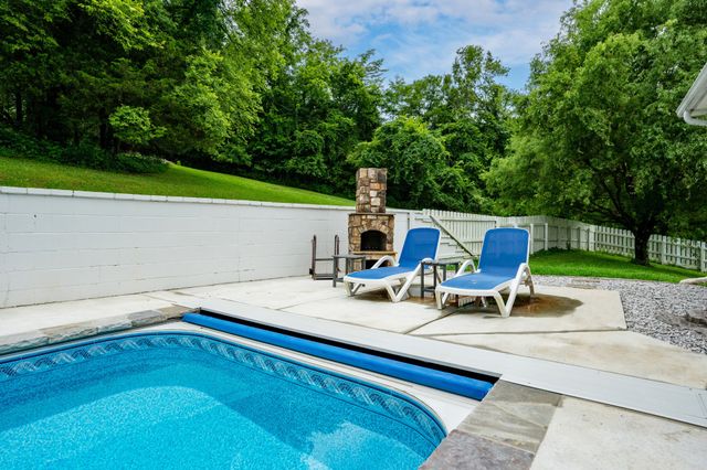 769 Happy Valley Rd, Bell Buckle, TN 37020