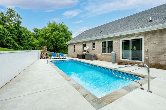 769 Happy Valley Rd, Bell Buckle, TN 37020