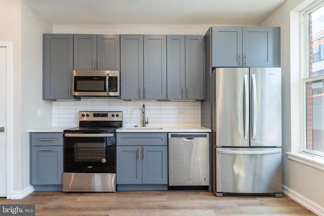 2616 W GIRARD AVE, Philadelphia, PA 19130