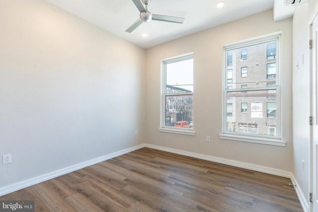 2616 W GIRARD AVE, Philadelphia, PA 19130