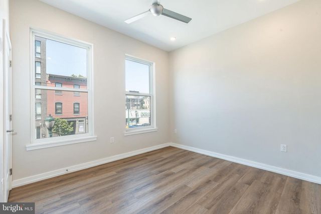 2616 W GIRARD AVE, Philadelphia, PA 19130