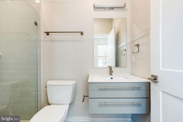 2616 W GIRARD AVE, Philadelphia, PA 19130